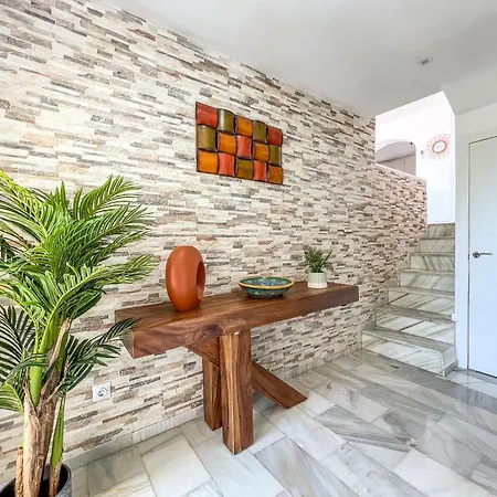 Hanami Casa Saradan Estepona