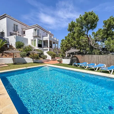 Holiday home Hanami Casa Saradan