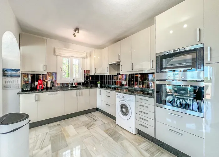 Hanami Casa Saradan Holiday home Estepona