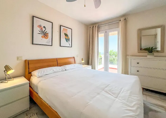 Hanami Casa Saradan * Estepona