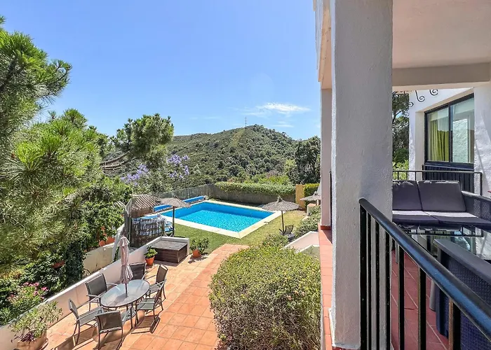 Holiday home Hanami Casa Saradan