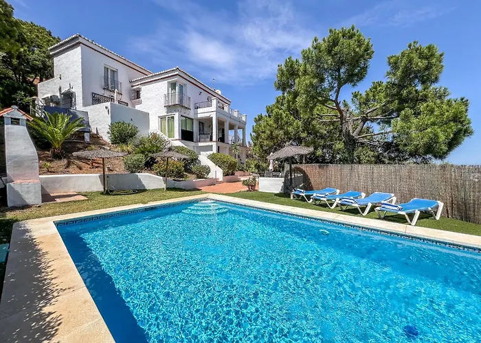 Holiday home Hanami Casa Saradan