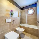 Hanami Casa Saradan Estepona