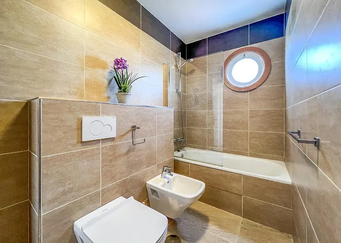 Hanami Casa Saradan Estepona