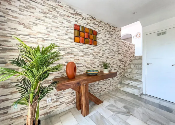 Hanami Casa Saradan Estepona