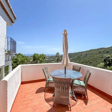 בית נופש Hanami Casa Saradan *